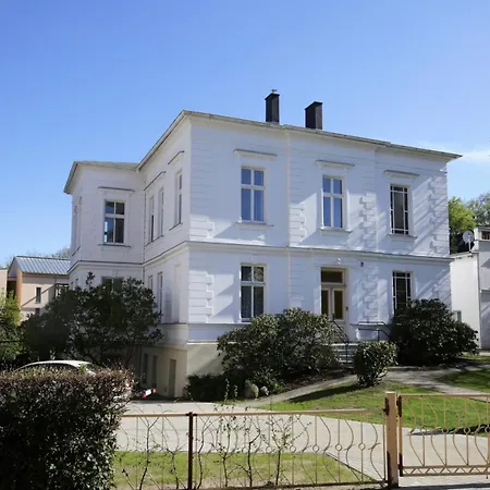 Brise Ruthenberg App 1 *